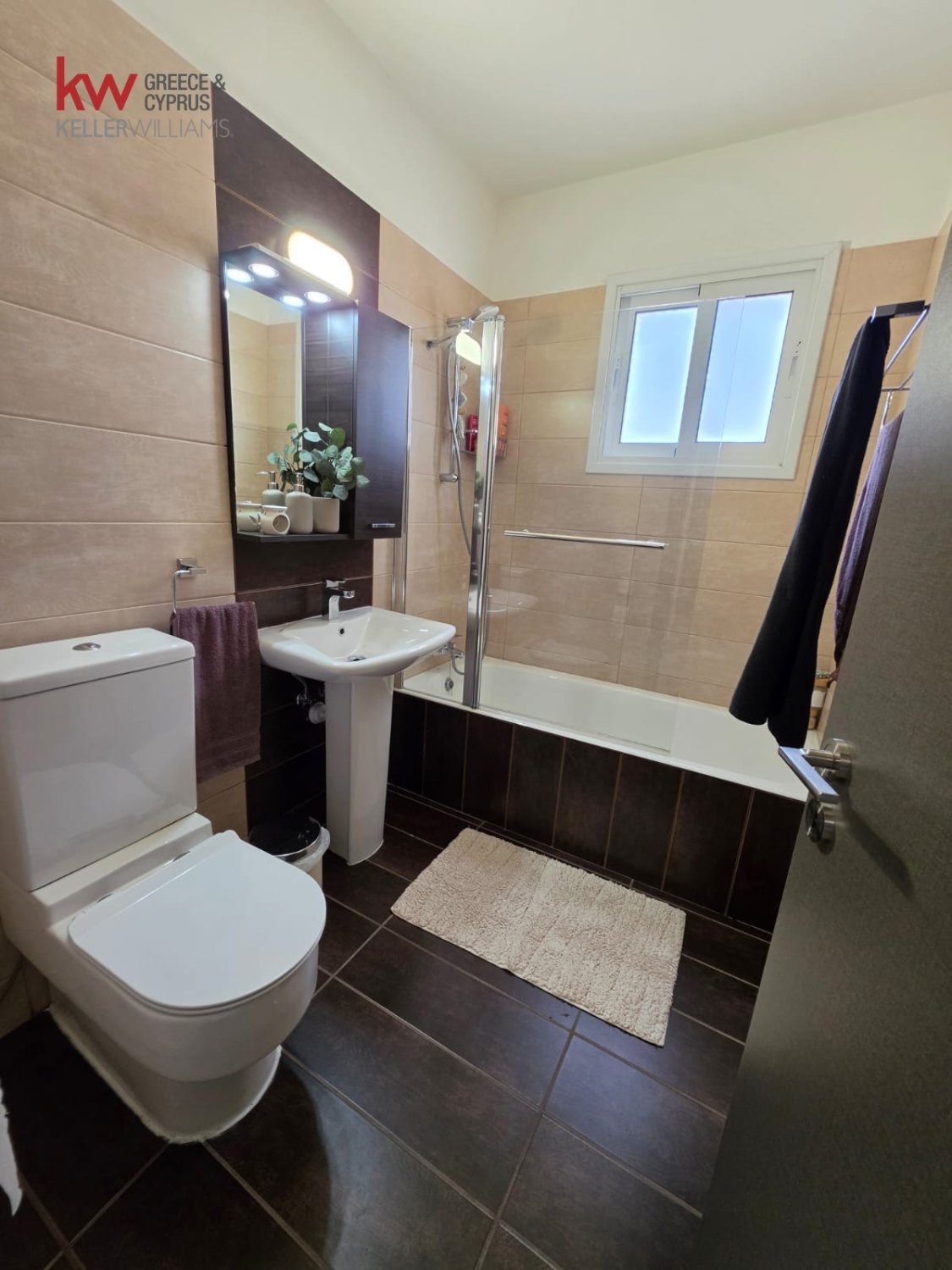3 bedrooms Apartment in Livadia, Nicosia, Cyprus No. 52273