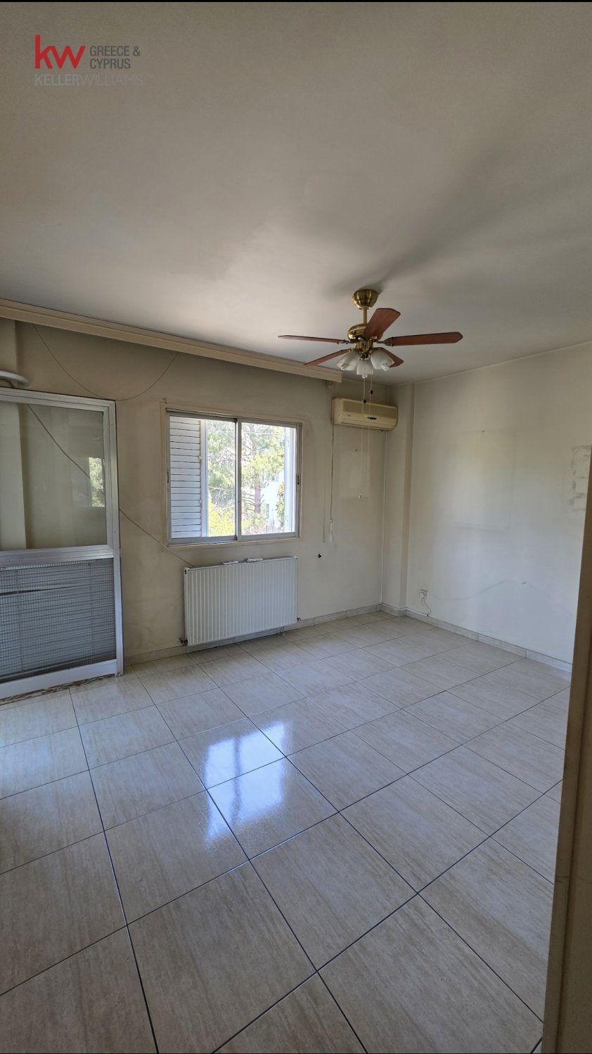3 bedrooms Apartment in Nicosia, Cyprus No. 52276