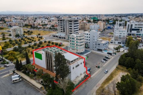 2028m2 Commercial property in Nicosia,  No. 37926 4