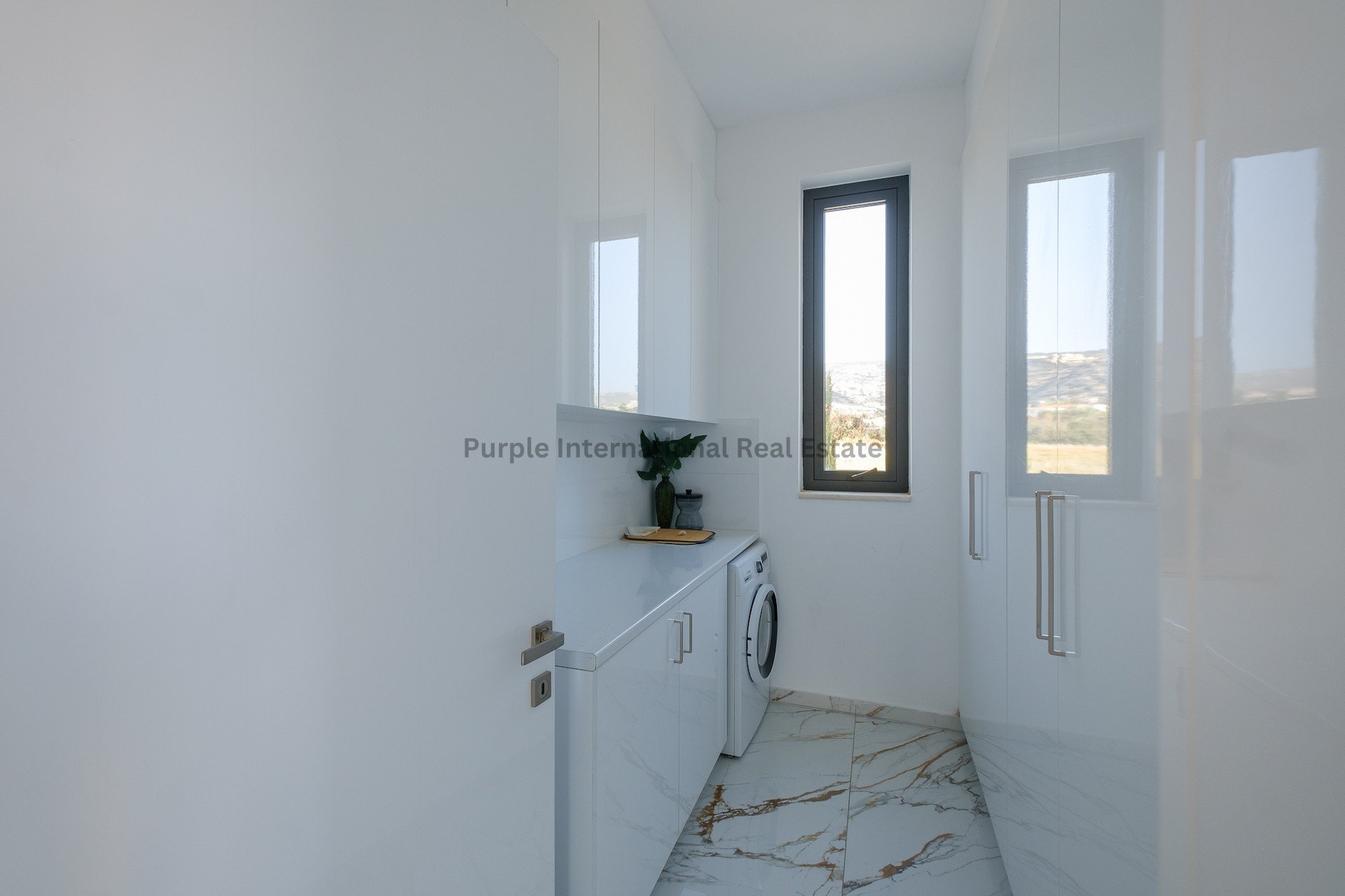 4 bedrooms Villa in Pegeia, Paphos, Cyprus No. 9617