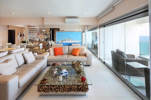 3 chambres Penthouse à Limassol,  No. 49498