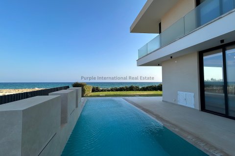 4 bedrooms Villa in Ayia Napa, Ammochostos,  No. 39099 2