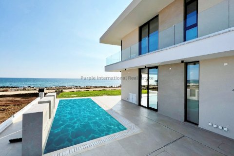 4 bedrooms Villa in Ayia Napa, Ammochostos,  No. 39099