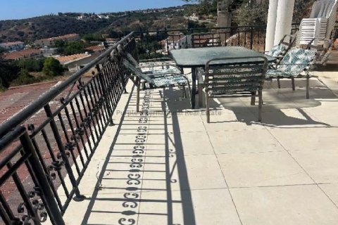 Вилла с 6 спальнями в Писсури, Лимасол, № 39102 8