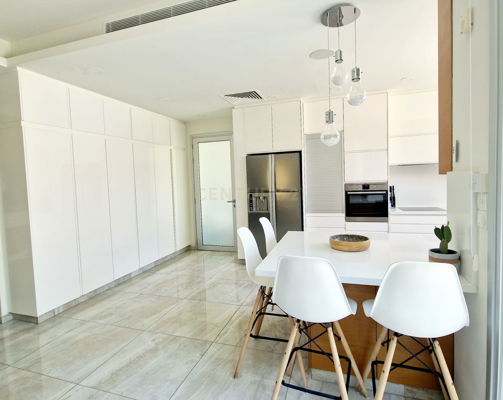 5 bedrooms Villa in Agios Athanasios, Limassol, Cyprus No. 34235