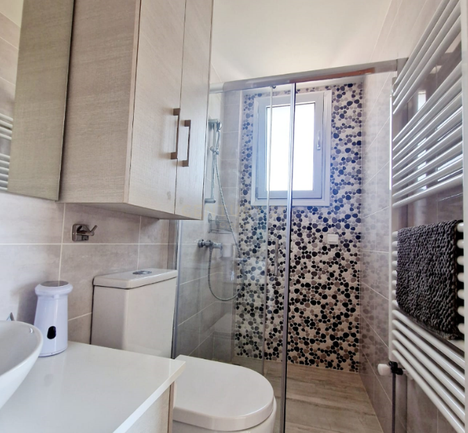5 bedrooms Villa in Agios Athanasios, Limassol, Cyprus No. 34235