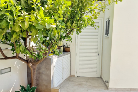 5 bedrooms Villa in Agios Athanasios, Limassol,  No. 34235 23