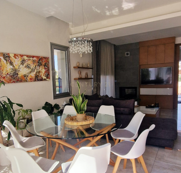 5 bedrooms Villa in Agios Athanasios, Limassol, Cyprus No. 34235