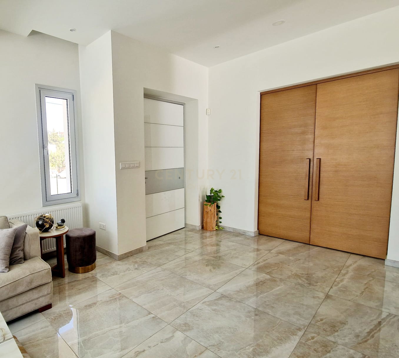 5 bedrooms Villa in Agios Athanasios, Limassol, Cyprus No. 34235