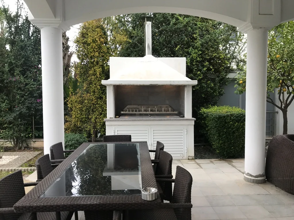 5 dormitorios Villa en Agios Tychonas, Limassol, Chipre No. 19601