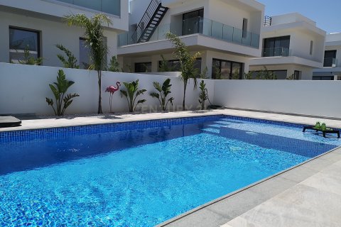 4 dormitorios Villa en Xylotymbou, Larnaka,  No. 55446 10