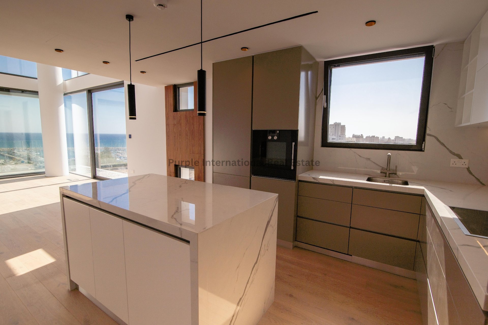 3 dormitorios Apartamento en Larnaca, Larnaka, Chipre No. 52809