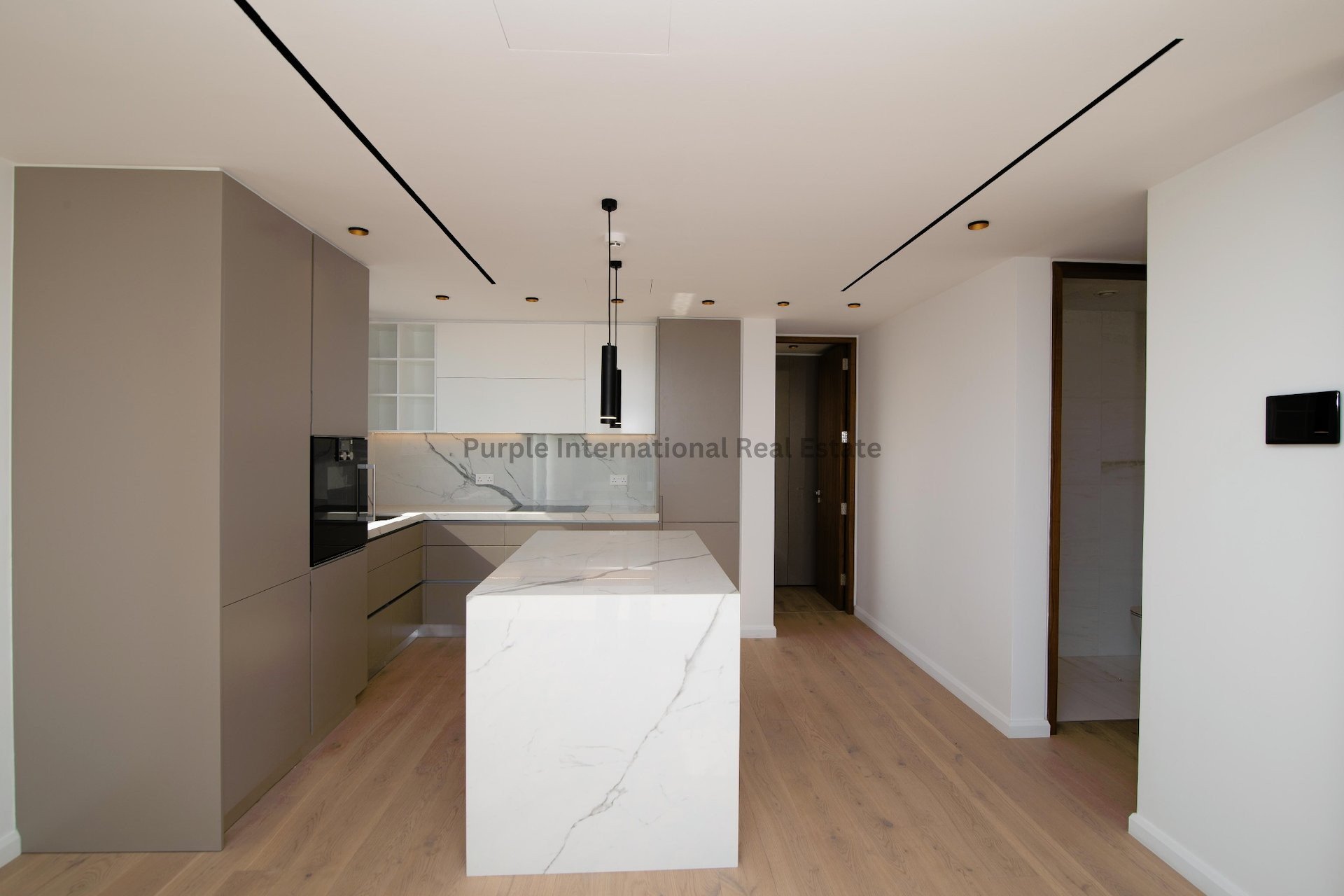 3 dormitorios Apartamento en Larnaca, Larnaka, Chipre No. 52809