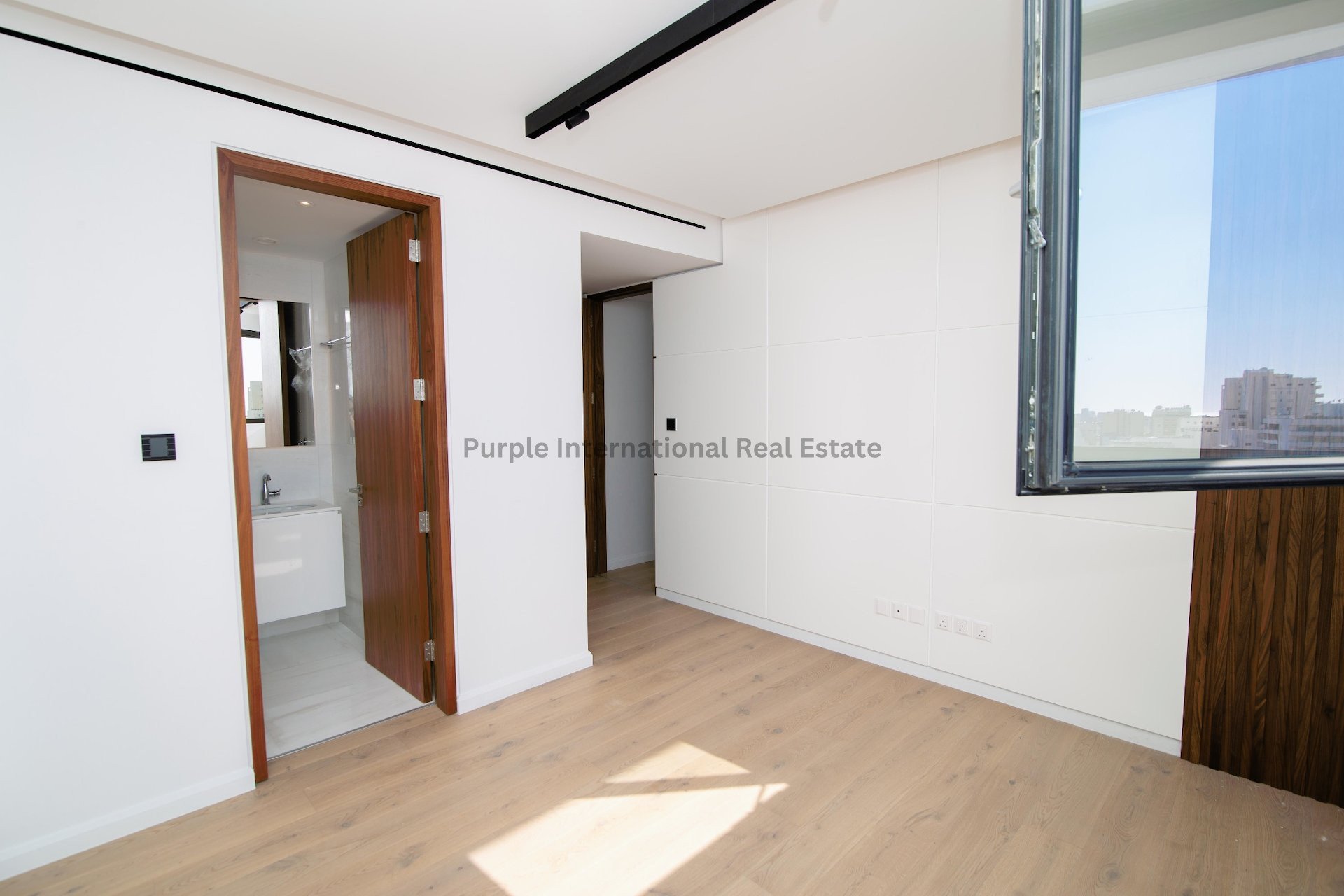 3 dormitorios Apartamento en Larnaca, Larnaka, Chipre No. 52809