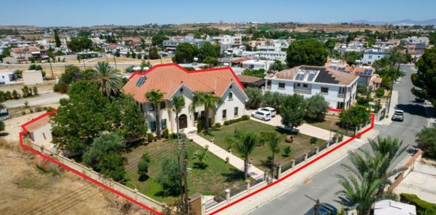 Вилла студия в Никосия, № 37955