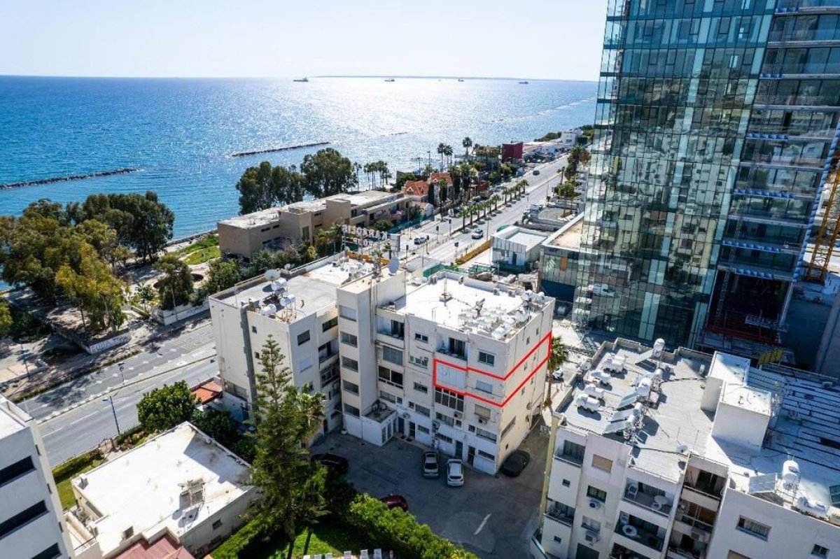 Studio Apartment in Limassol, Cyprus No. 37953