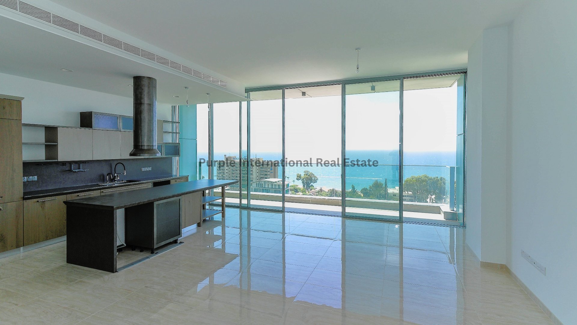 3 bedrooms Apartment in Agios Tychonas, Limassol, Cyprus No. 8099