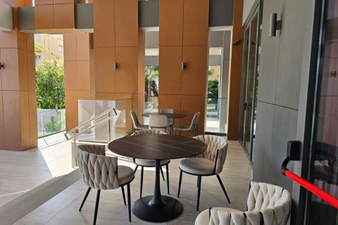 1 bedroom Apartment in Limassol,  No. 41207 10