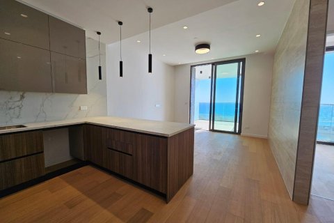 1 bedroom Apartment in Limassol,  No. 41206