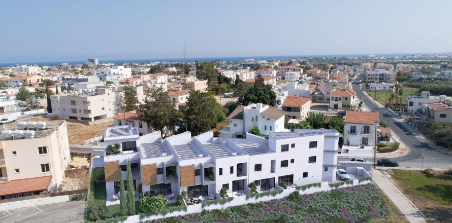 5 chambres Villa à Oroklini, Larnaka,  No. 43344