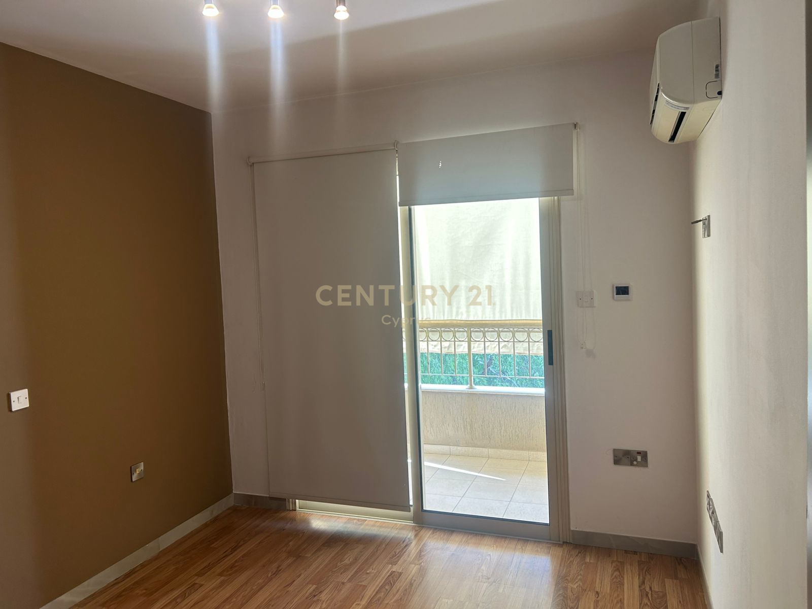 2 bedrooms Apartment in Limassol, Cyprus No. 55206