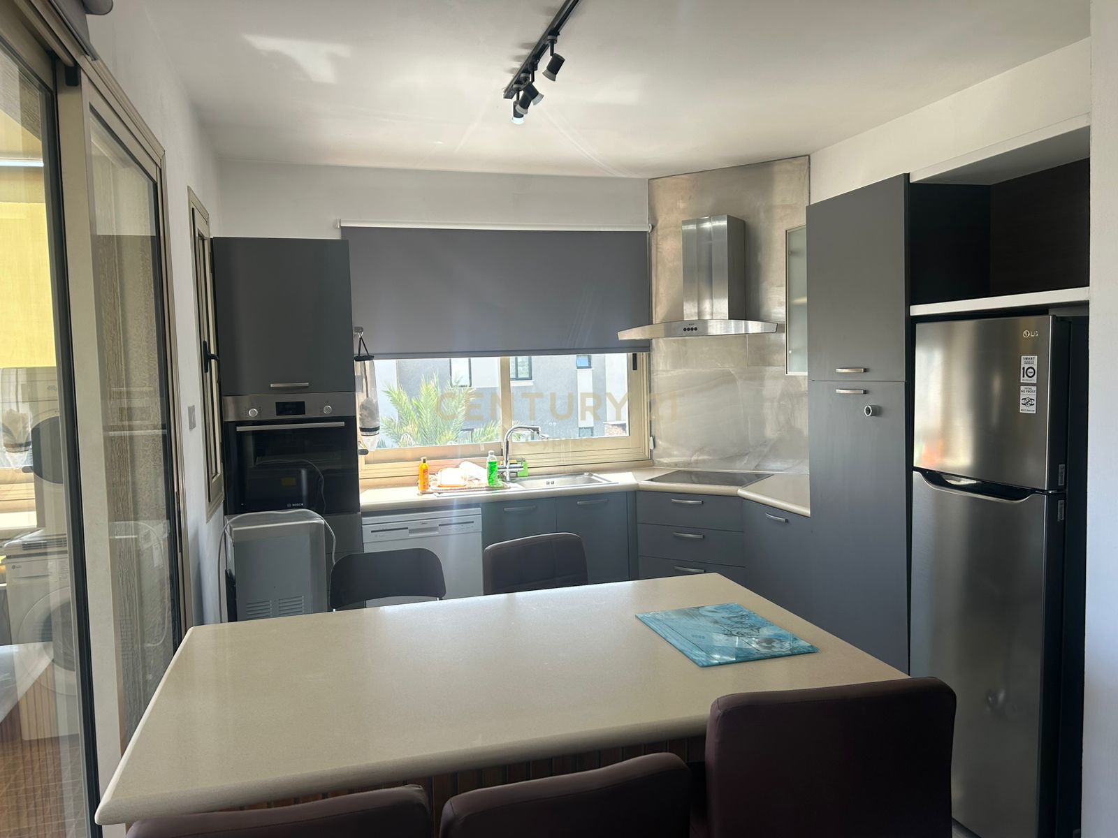 2 bedrooms Apartment in Limassol, Cyprus No. 55206