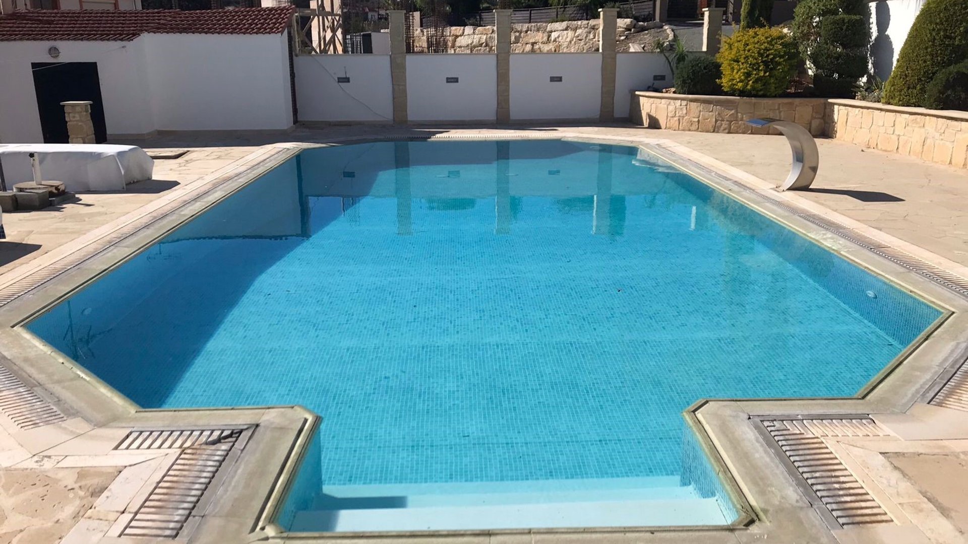 3 bedrooms Bungalow in Pyrgos, Limassol, Cyprus No. 28158
