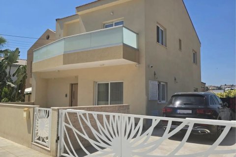 3 bedrooms Villa in Agios Athanasios, Limassol,  No. 46826