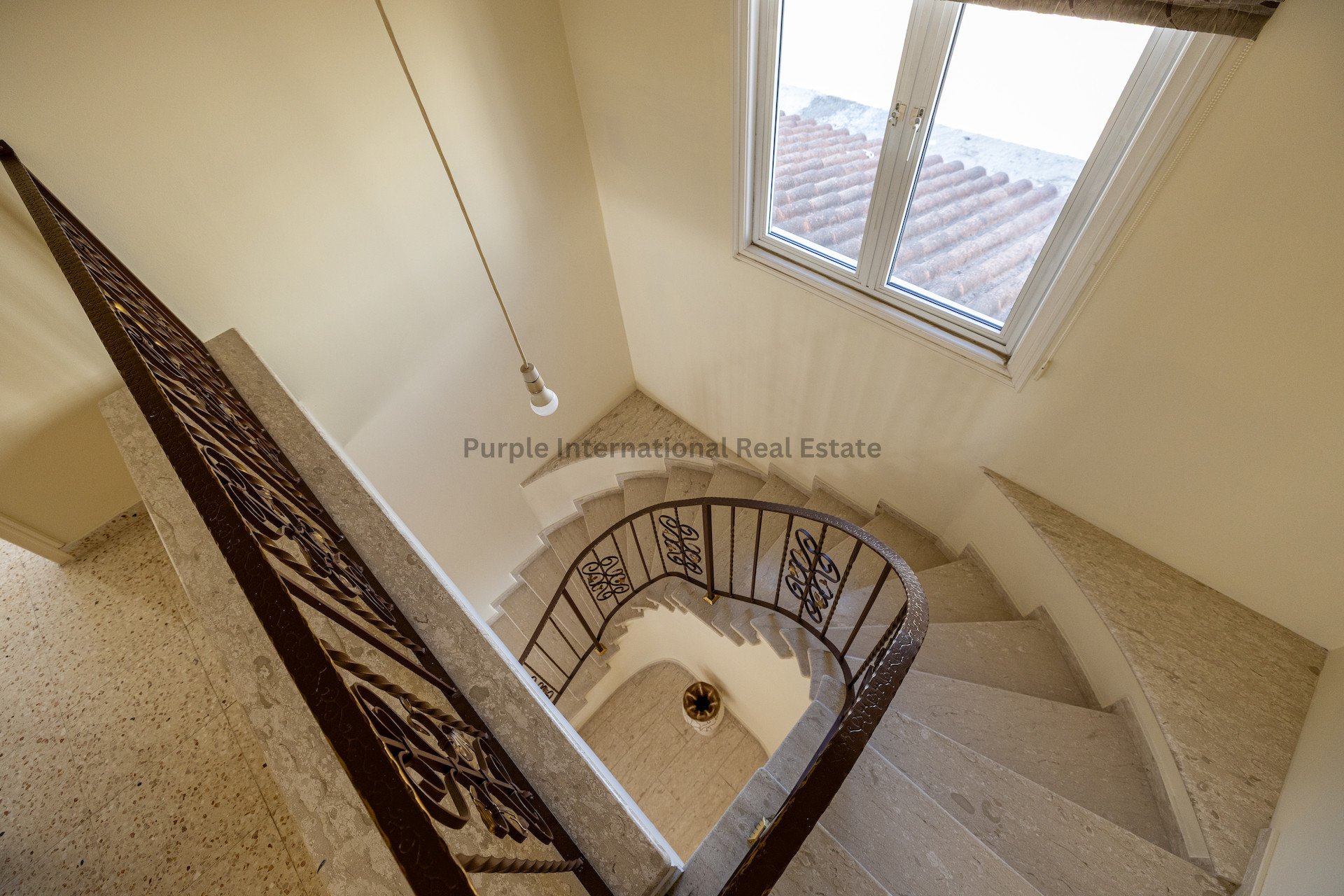 4 chambres Villa à Larnaca, Larnaka, Chypre No. 39103
