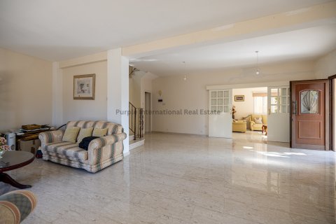 Вилла с 4 спальнями в Ларнака,  № 39103 30