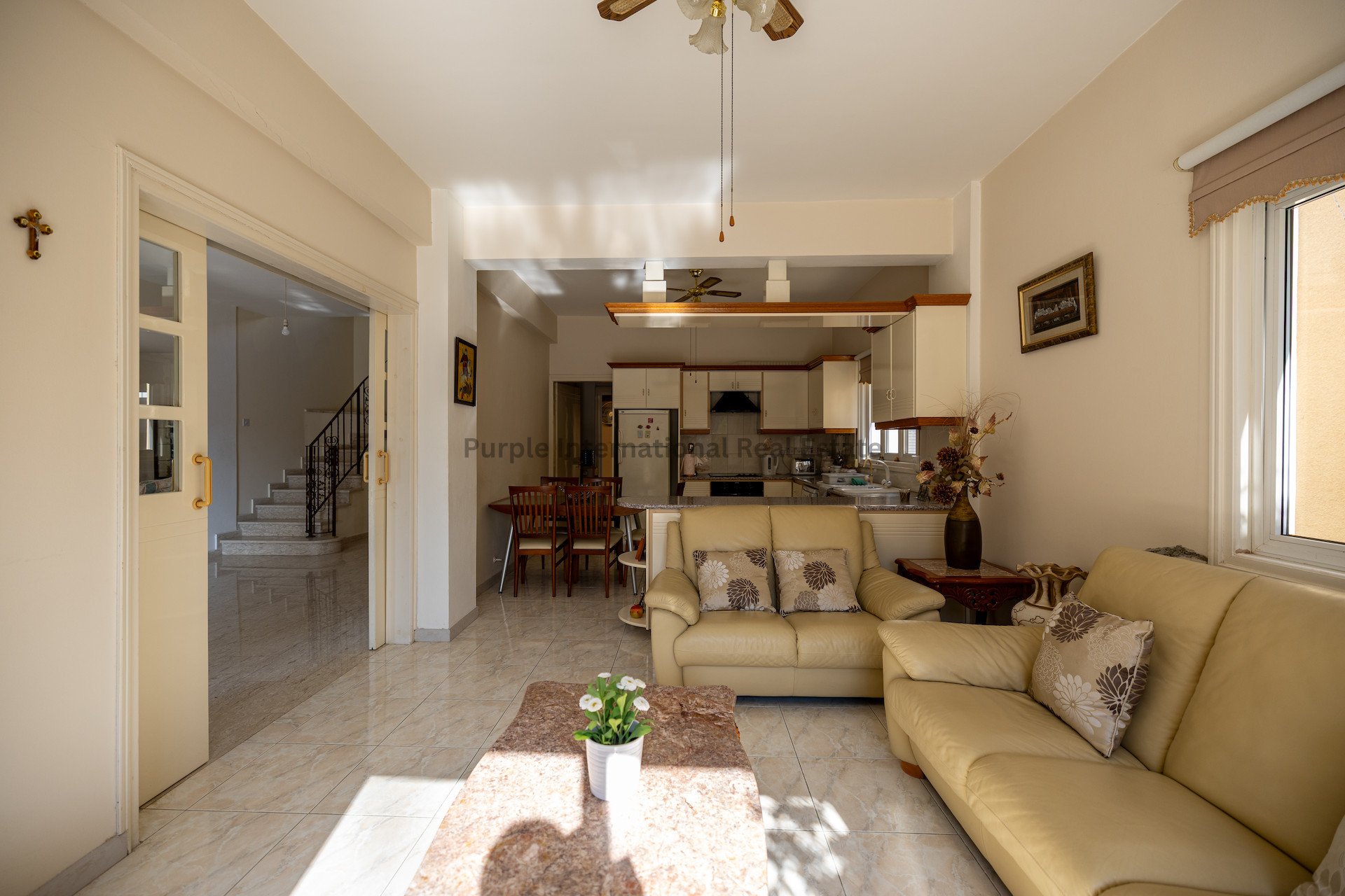 4 chambres Villa à Larnaca, Larnaka, Chypre No. 39103