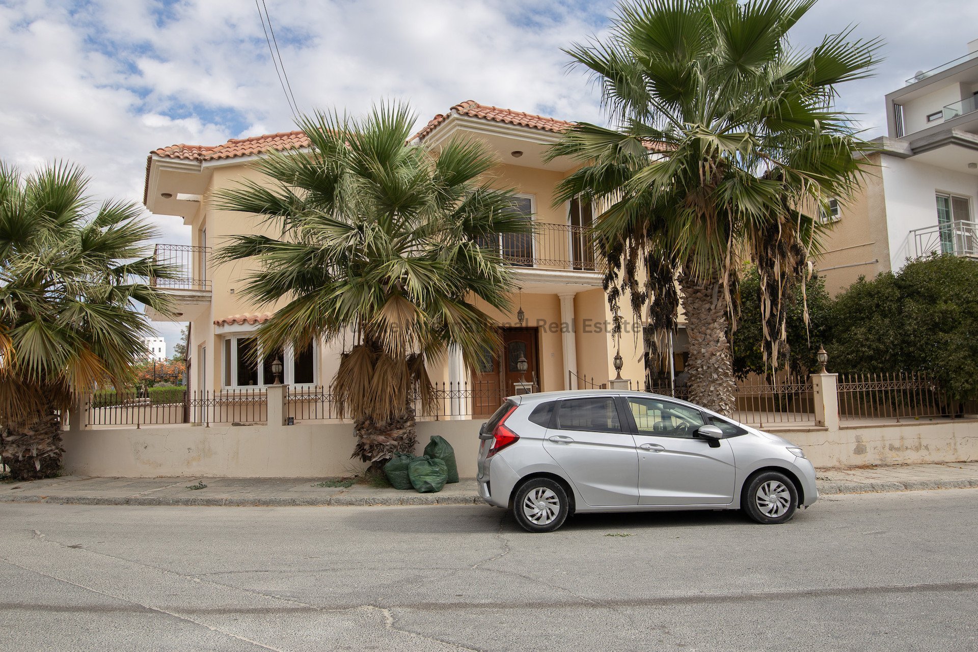 4 chambres Villa à Larnaca, Larnaka, Chypre No. 39103