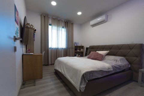 3 bedrooms Bungalow in Germasogeia, Limassol, No. 39109 7