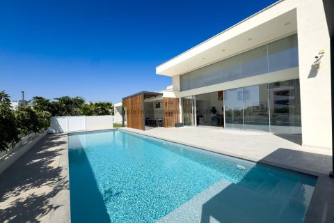 3 bedrooms Bungalow in Germasogeia, Limassol, No. 39109 12