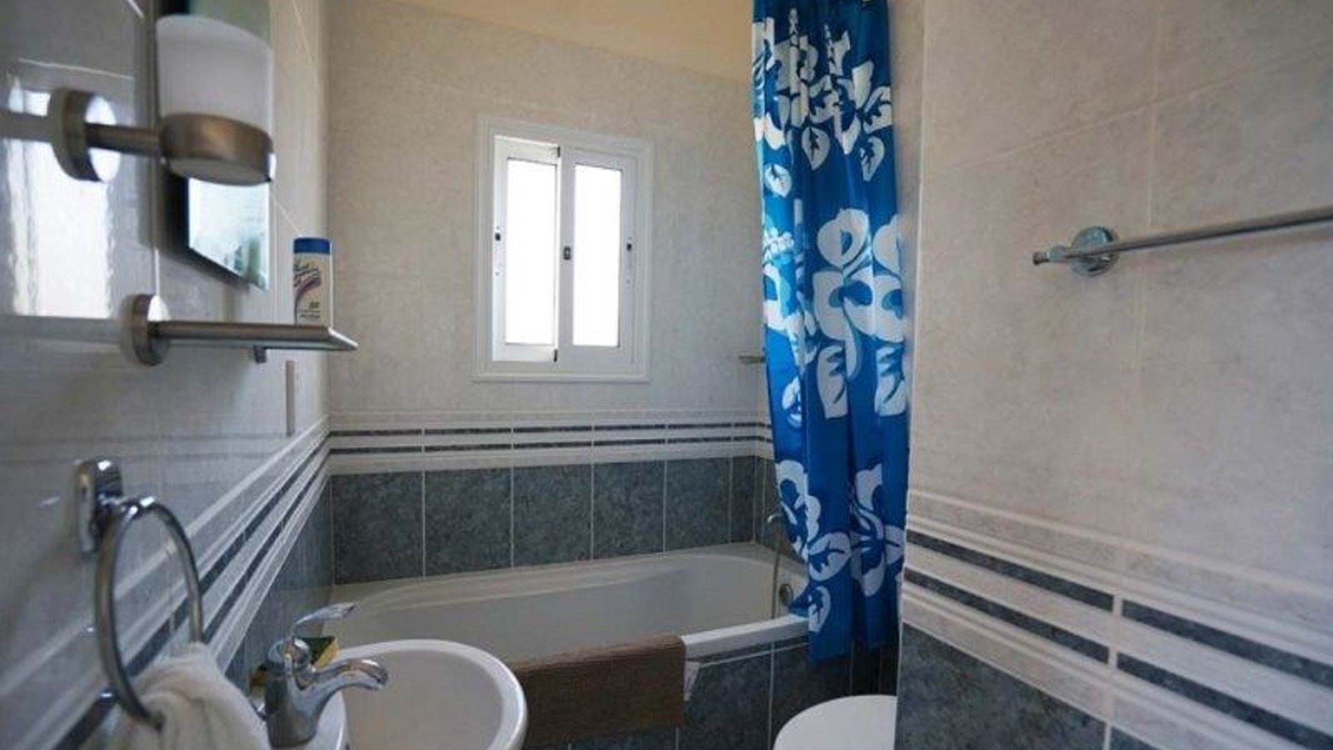 3 bedrooms Bungalow in Pissouri, Limassol, Cyprus No. 26091