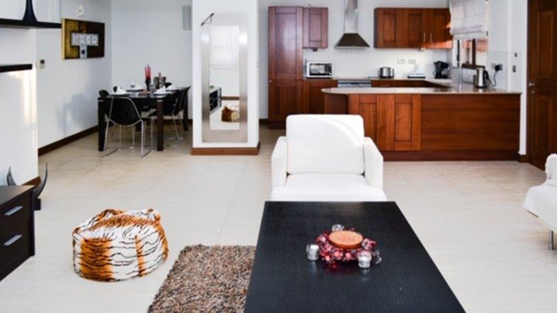 5 rooms Commercial property in Aphrodite Hills, Kouklia, Paphos, Cyprus No. 26094