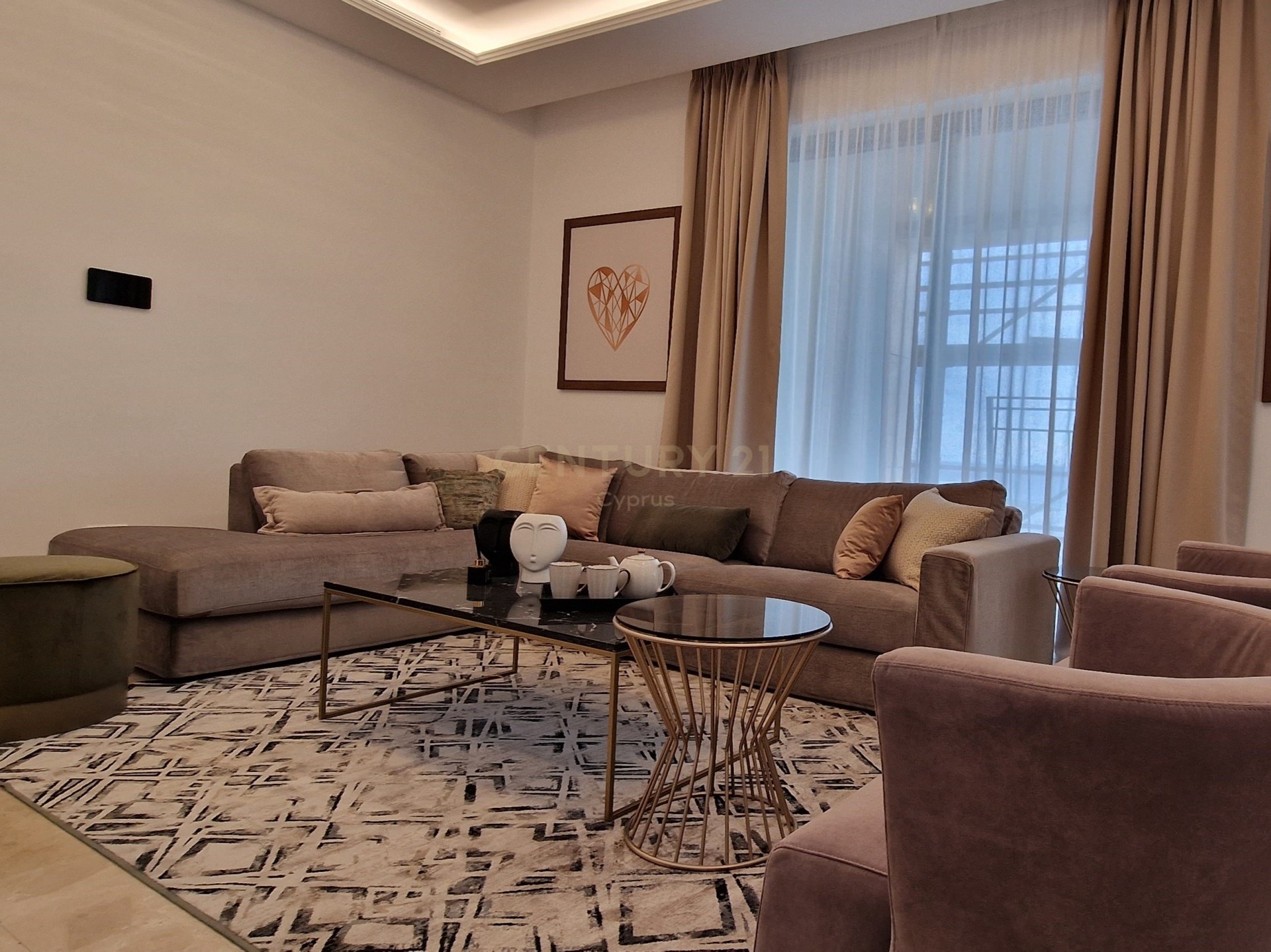 3 bedrooms Apartment in Agios Tychonas, Limassol, Cyprus No. 6429