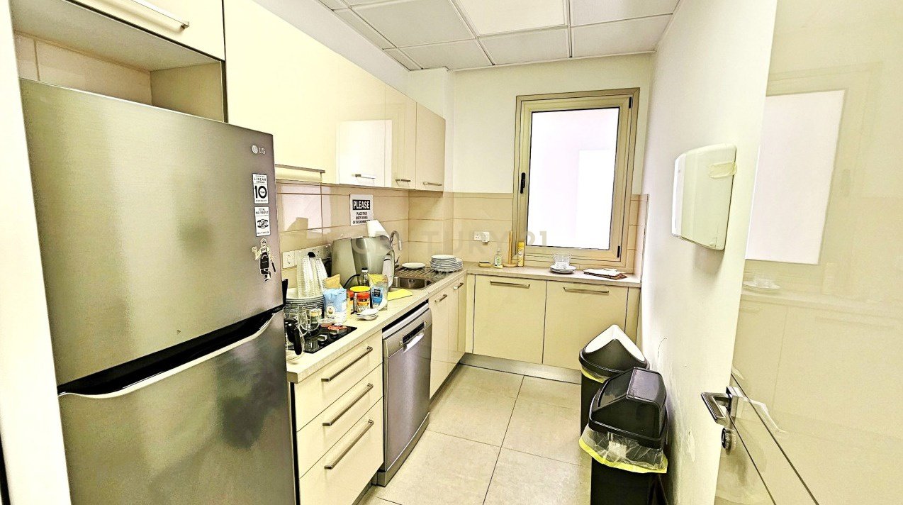 480m2 Office in Limassol, Cyprus No. 53616