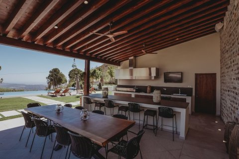 Вилла с 9 спальнями в Като Лефкара, Ларнака,  № 43668 9