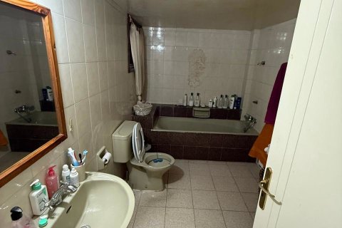 7 bedrooms Townhouse in Larnaka,  No. 39606 24