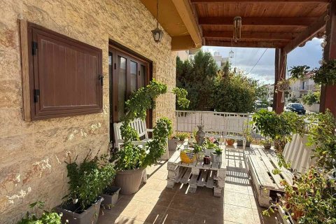 7 bedrooms Townhouse in Larnaka,  No. 39606 2