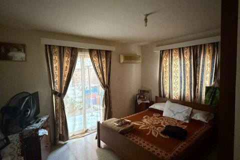 7 bedrooms Townhouse in Larnaka,  No. 39606 18