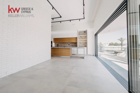 3 bedrooms Apartment in Strovolos, Nicosia,  No. 39609 6