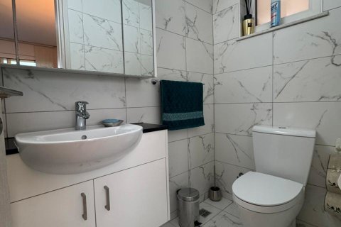 4 bedrooms Apartment in Larnaca, Larnaka, No. 39605 13