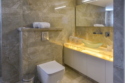 5 bedrooms Villa in Agios Tychonas, Limassol,  No. 45845 11