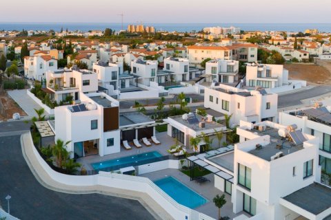 3 bedrooms Villa in Protaras, Ammochostos,  No. 45843