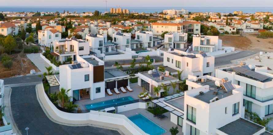 3 bedrooms Villa in Protaras, Ammochostos,  No. 45843