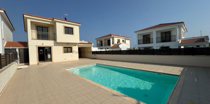 3 bedrooms Villa in Pyla, Larnaka,  No. 39043