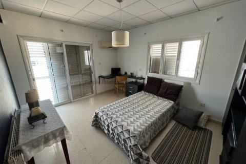 4 bedrooms Villa in Pyla, Larnaka,  No. 39042 11