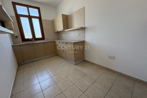 300m2 Bureau à Agios Athanasios, Limassol,  No. 57172 11